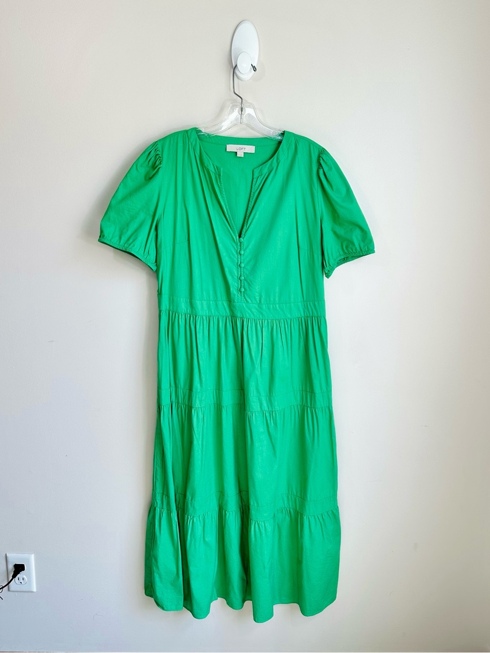 LOFT Tiered Puff Sleeve Midi Dress in Kelly Green Size 12 - Picture 14 of 15
